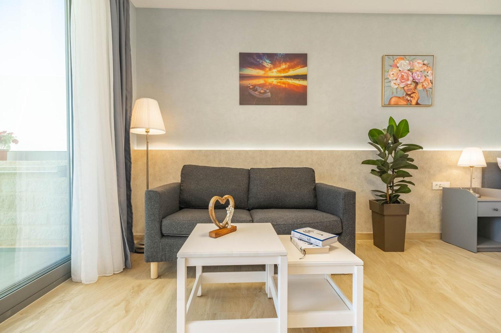 Amour Relax Hotel Almirida Exterior foto